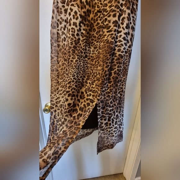 NWT Db Collection Sleeveless Leopard Dress With Short Sleeved Blazer. - Picture 6 of 16